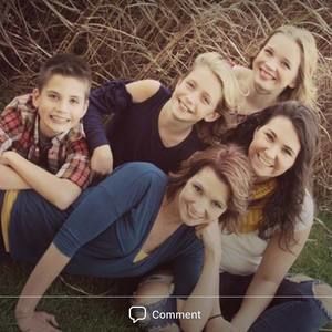 Meet your Posher, Chelsa